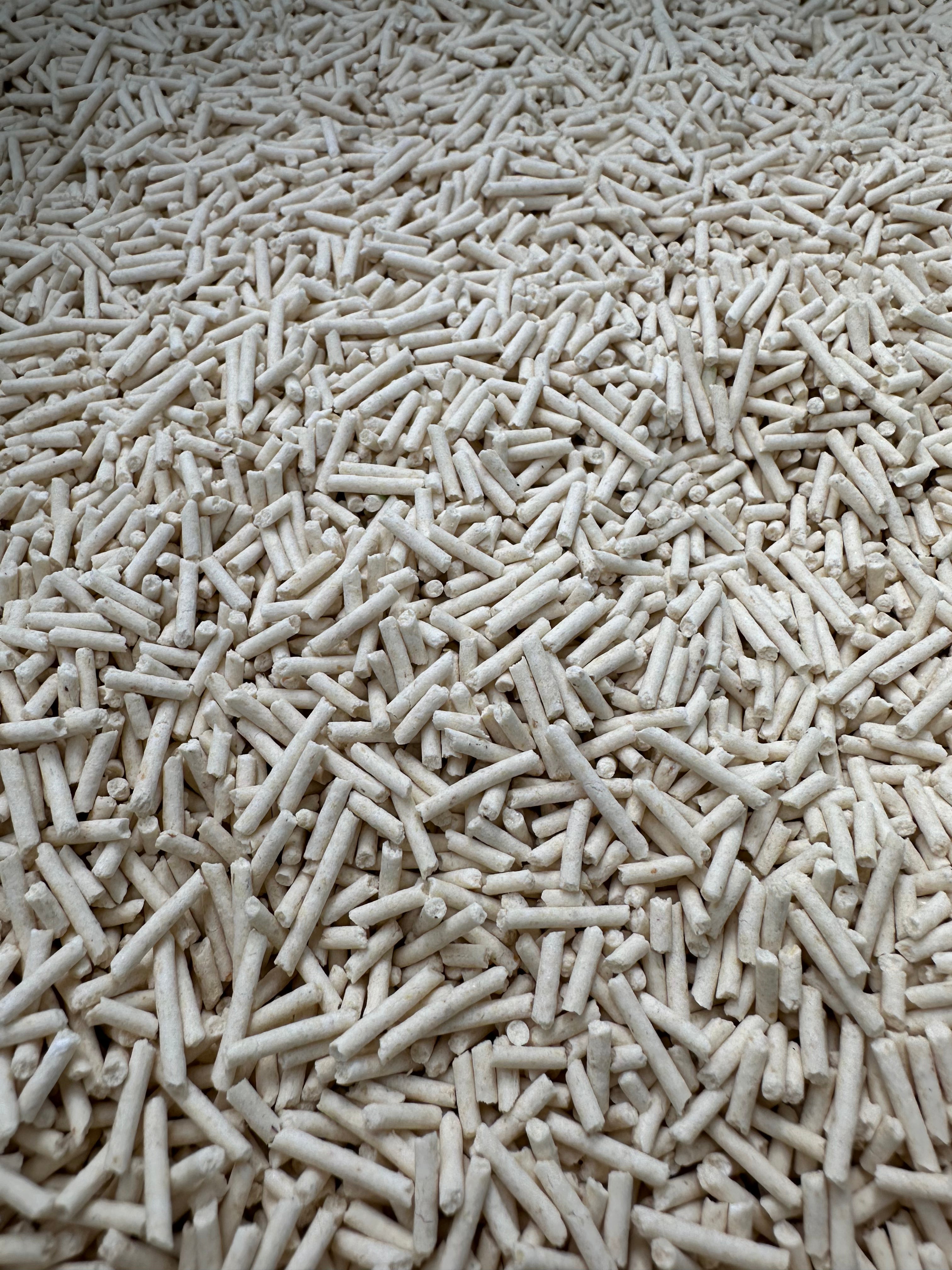 żwirek tofu dla kota naturalny Sagapo 2,5 kg
